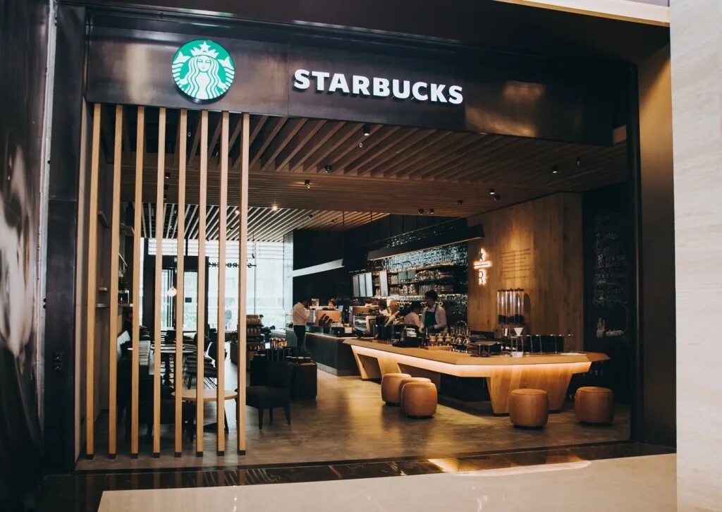 Starbucks Coffee Метрополис. Старбакс в России. Starbucks ресторан Москва. Starbucks в России. Сеть кофеин