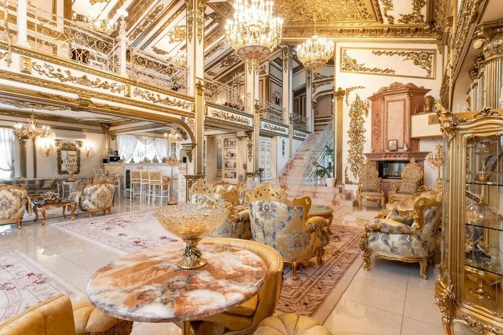 роллс ройс luxury. собака рамос из самары. богатый человек с деньгами. зажиточная квартира. рич дубай миллионер.