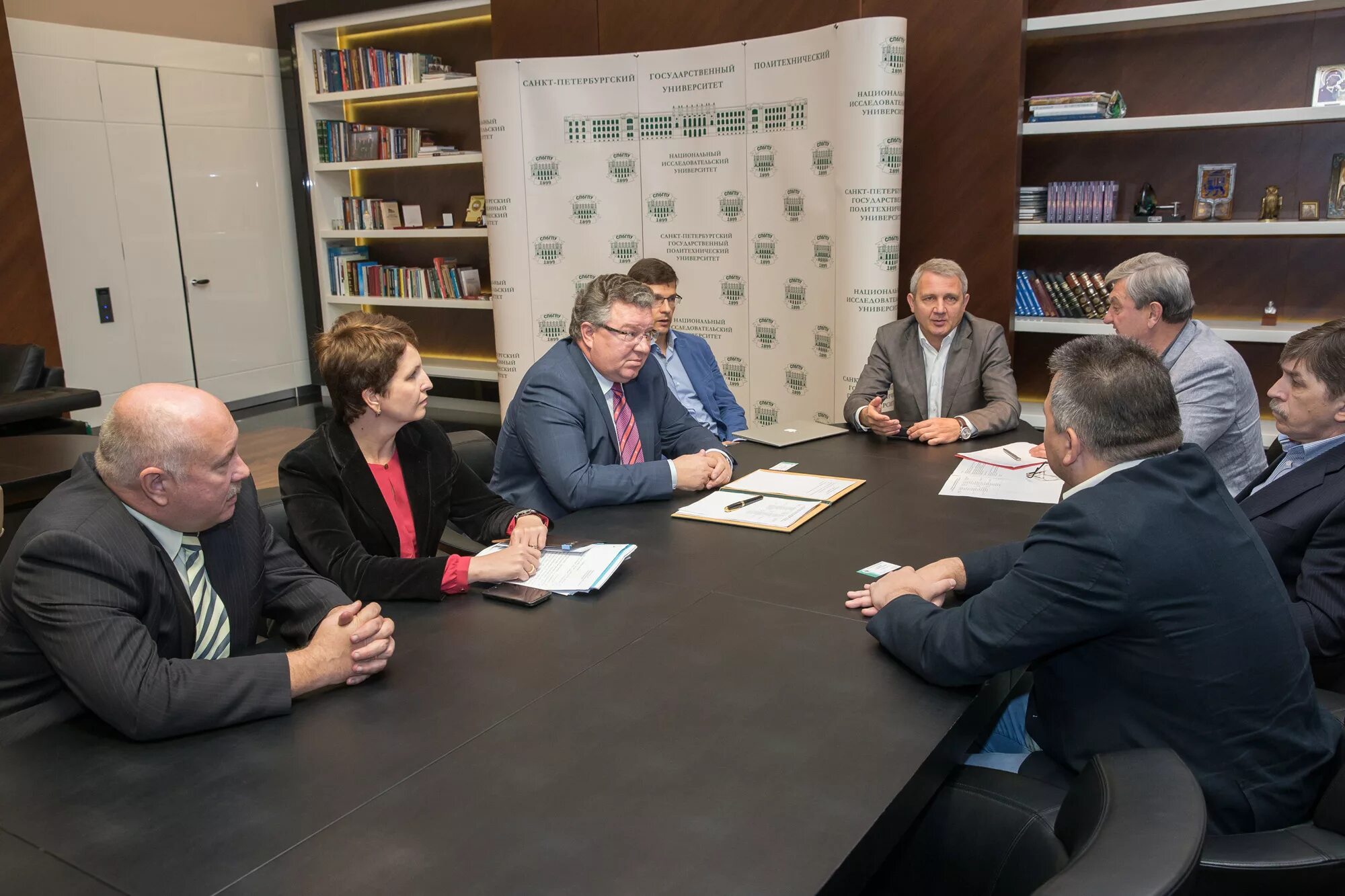 Зао арсенал. Зао «арсенал вин» эмблема. Машиностроительный завод арсенал спб. Акционерное общество арсенал. Оао машиностроительный завод арсенал спб.