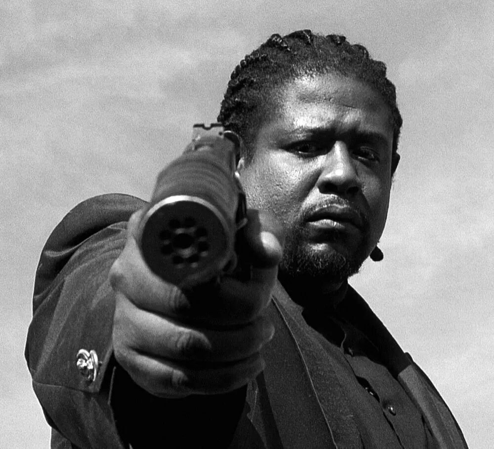 Фильм пес призрак путь самурая. Пес призрак путь самурая форест уитакер. Of. Фильм пес призрак путь самурая. Пес-призрак: путь самурая фильм 1999.