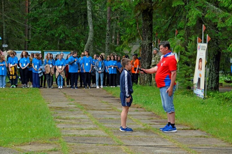 Лагерь смена Смоленск. Лагерь Патриот. Прудок Рославльский район. Прудок детский лагерь Смоленск.