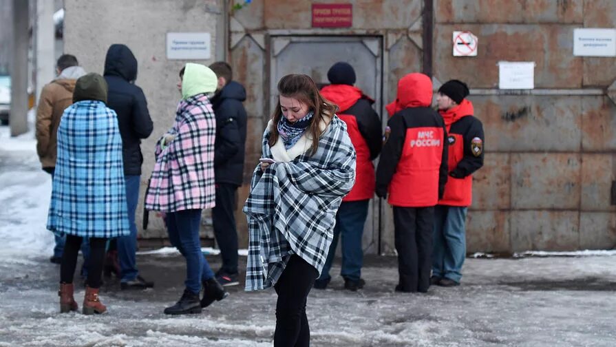 Список погибших в торговом центре. Пожар зимняя вишня оперативный штаб. Зимняя вишня тела погибших. Опознанные тела зимняя вишня. Первая помощь при пожаре в Кемерово.