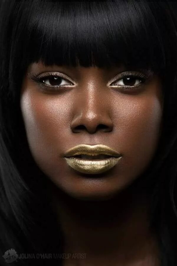 Ниаким гатвеч королева тьмы. Адриана махогани чернокожая модель. Валери эбони. Блэк эбони модель. Блекед наоми.