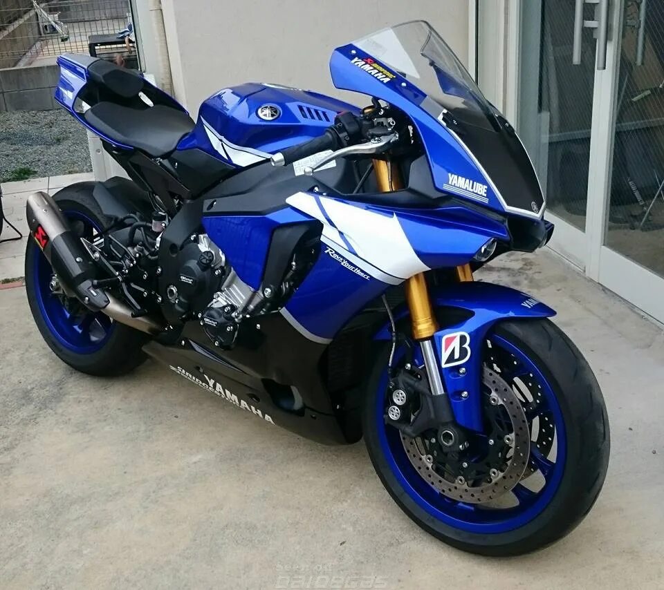 Купить ямаха р. Yamaha r1 2000. Ямаха р1 2001. Ямаха р1 1000 кубов. Ямаха р1 1995.