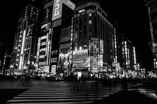 Tokyo black. Черно белый Токио. Токито черно белый. Черно белая Корея. Город Токио черно белый.