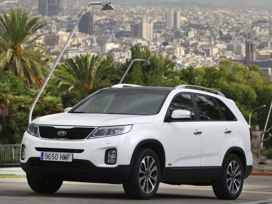 KIA SORENTO Коричневый 2012 с пробегом 126 445 км. в Тринити в Ростове-на-Дону