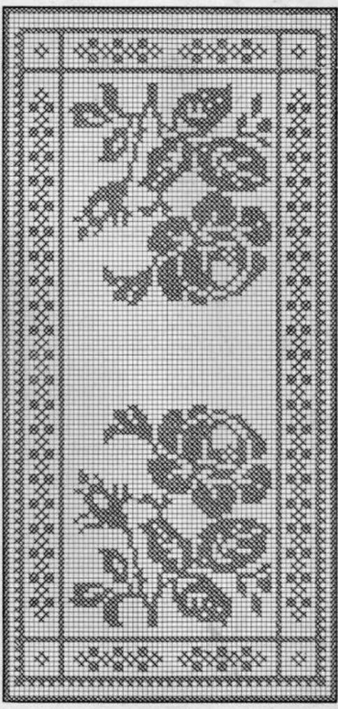 Салфетка крючком филейная техника. Салфетки филейным узором. Филейная скатерть. Дорожка в филейной технике. Скатерть в филейной технике.