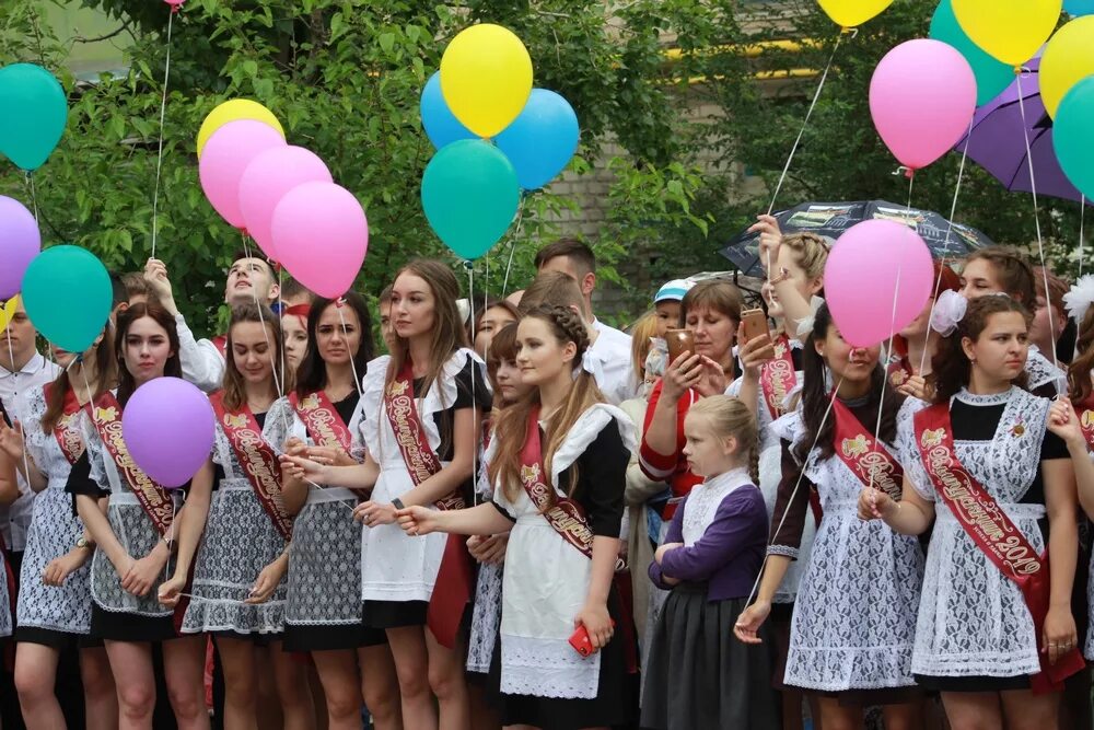 Волжский класс 5 класс. Школа 24 Волжский. 11 Школа Волжский. Школа 22 Волжский. Город Волжский школа 22.