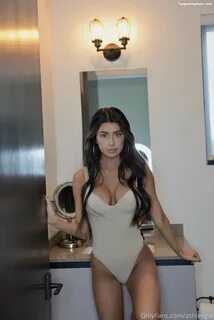 Ashleygot Nude OnlyFans Leaks.