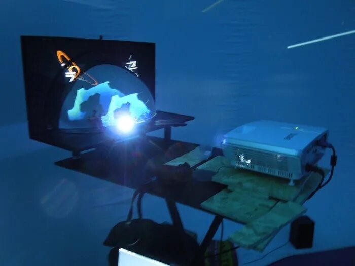 проектор d029. зеркальные проекторы. зеркальная система проектор. зеркальные проекторы. беспроводной проектор (opel).