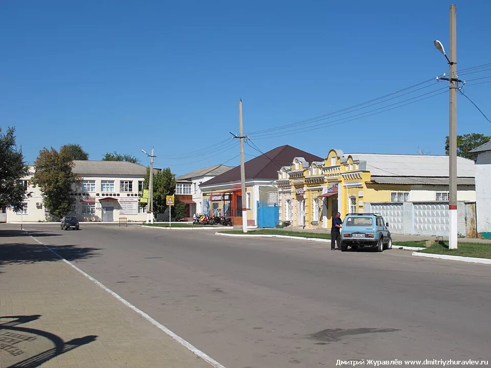 Погода на неделю богучар воронежской. Центр города Богучар. Население города Богучар Воронежской области. Г.Богучар Воронежской области военный городок. Богучар Воронежская население.