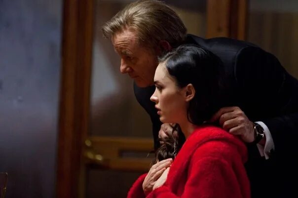 Стриптиз Келли Линч – Игры Страсти (2010)