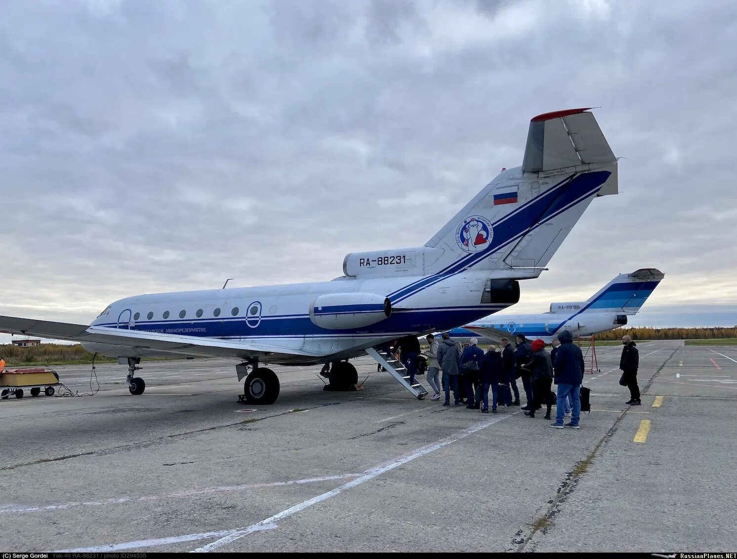 Як 40. Самолет ухта москва. Аэропорт сыктывкар. Ту-154м ra-85778. Самолет северсталь ухта.