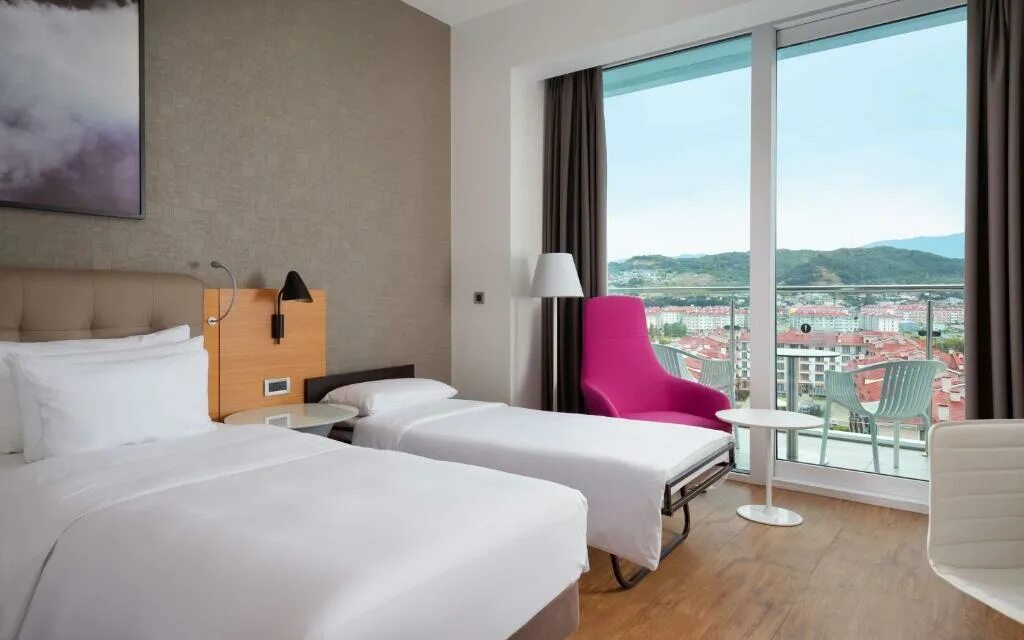 Radisson collection sochi отзывы. Рэдиссон парадиз адлер. рэдиссон коллекшн сочи. radisson сочи отель. рэдиссон сочи номера.