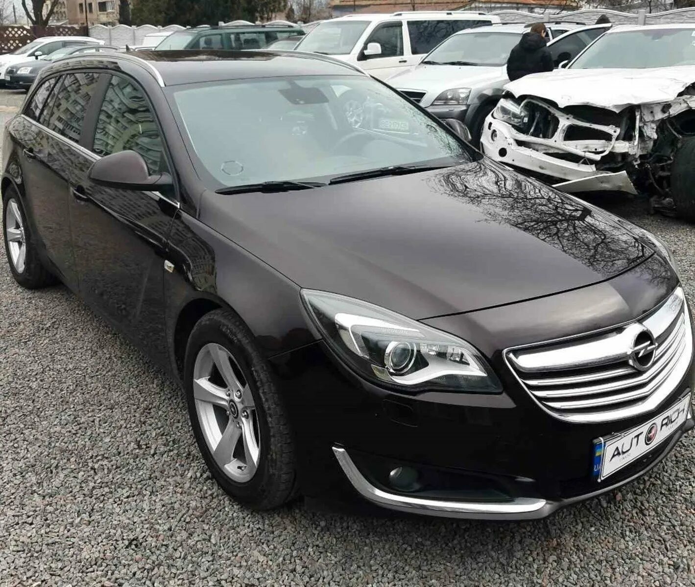 Opel insignia 1. Opel insignia 2014 серебристая. Инсигния рестайлинг 2014. Opel insignia 1 рестайлинг. Opel insignia 2014.