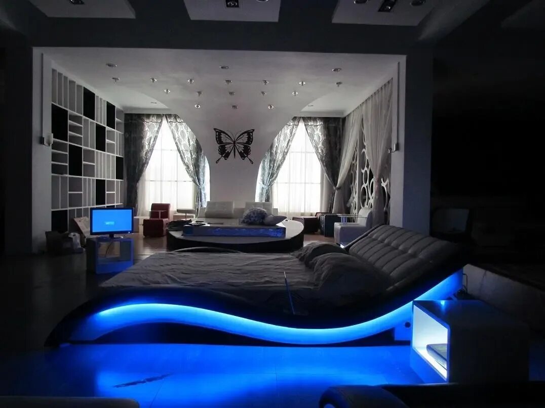 DON'T REMOVE CAPTIONS Girl bedroom designs, Neon bedroom, Neon room