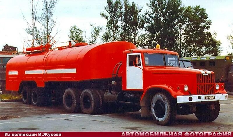 Топливозаправщик краз 258 тз 22. Топливозаправщик аэродромный тза-60. Тз машина. Тз 7 5 маз 5335. Тягач яаз 210.