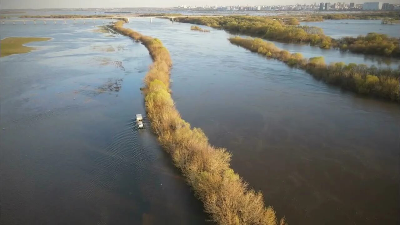 Разлив оки в рязани 2024 сейчас. Рыбацкая деревня Рязань половодье. Рыбацкая деревня Рязань разлив 2022. Разлив Оки в Рязани. Рыбацкая деревня Рязань разлив Оки.