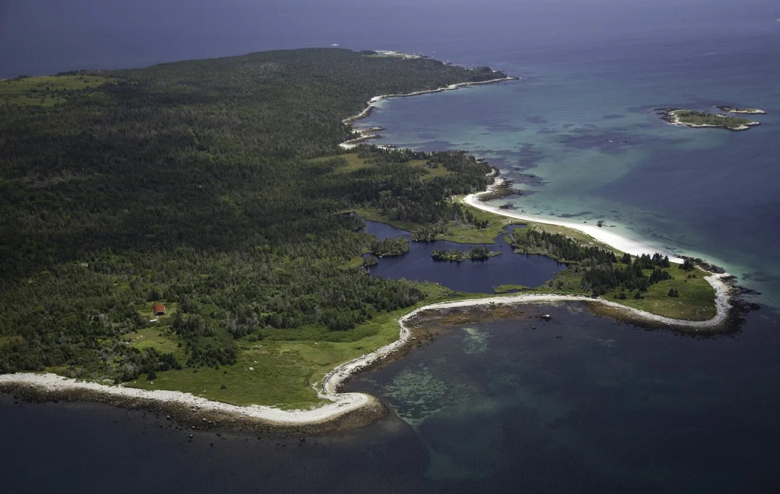 Новые острова отзывы. Нова Исланд. Nova Scotia Islands for sale. Маланган. Меланезия, остров новая Ирландия. Port Mouton Island.
