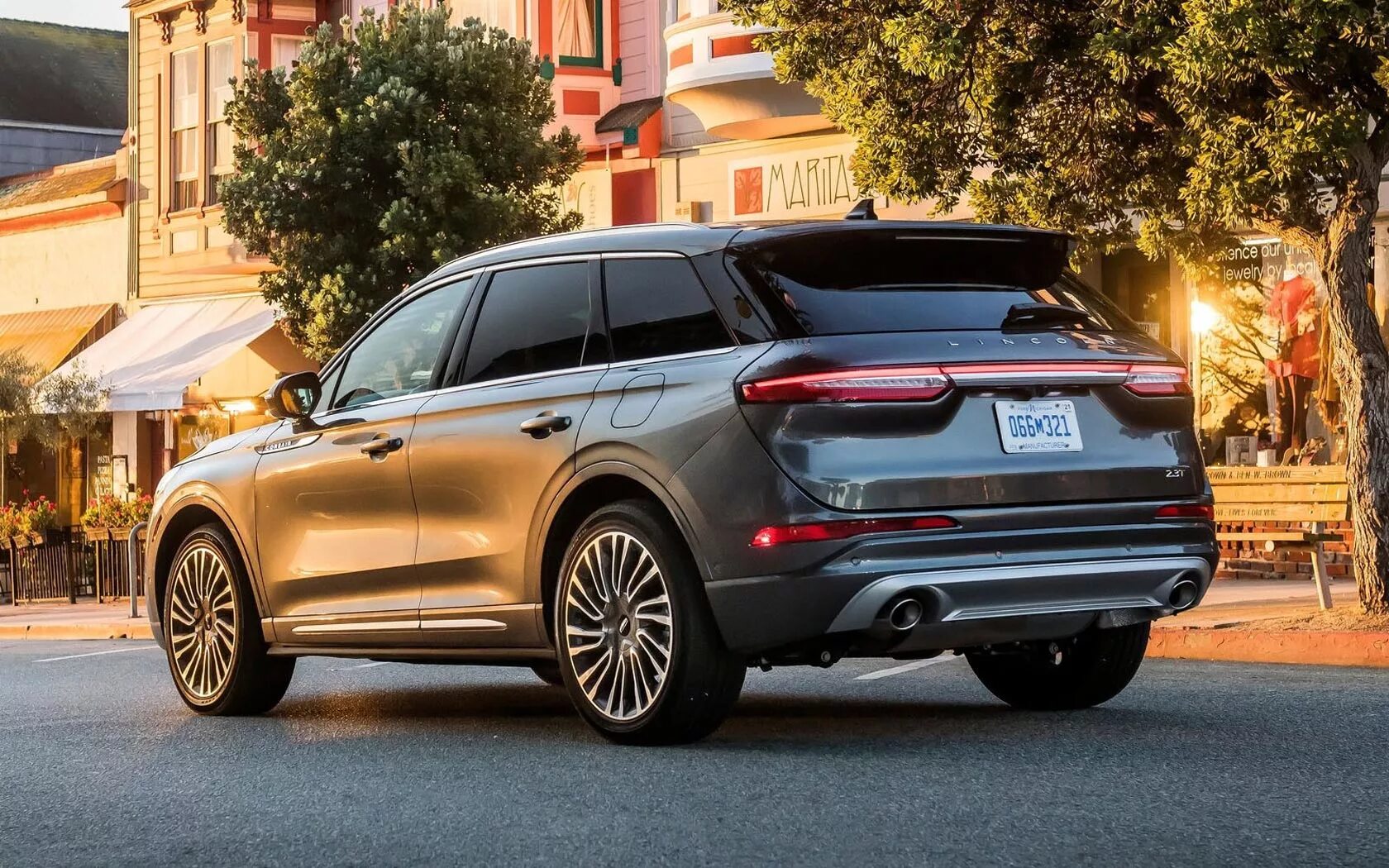 Линкольн корсар. Lincoln corsair i. Lincoln corsair 2020. Линкольн кроссовер 2021. Линкольн корсар 2019.