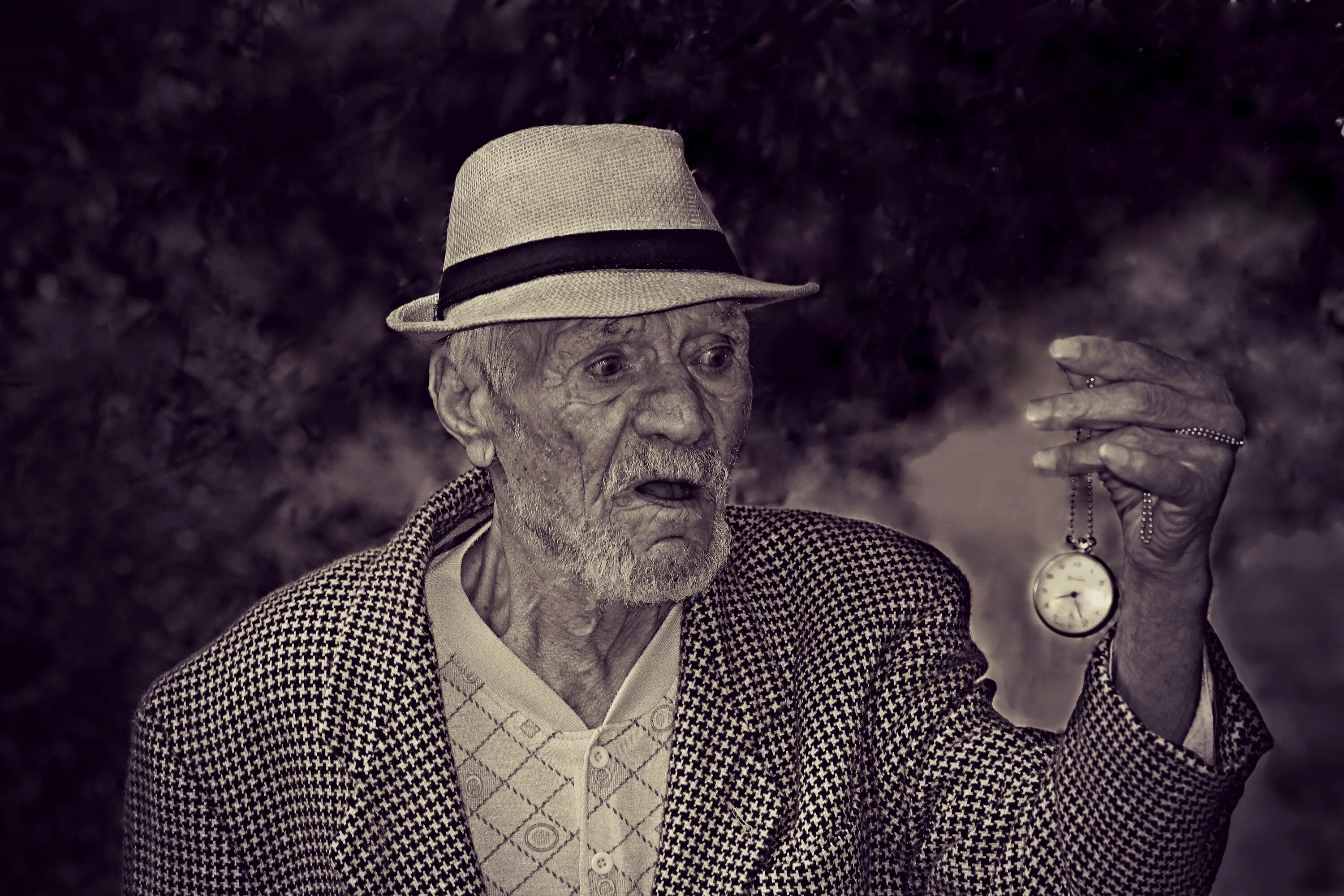 Старость великих людей. Фото старика. Старый мужик. Старомодный человек. Портрет старика.