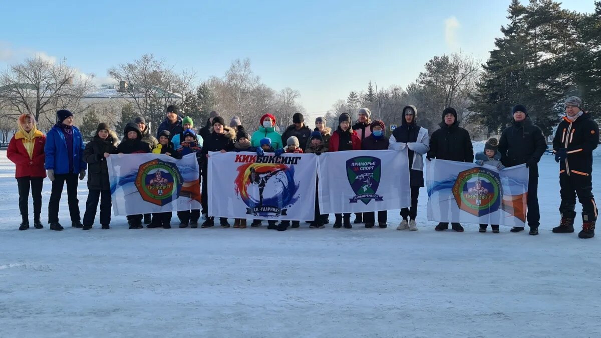 Погода в дальнереченске на 3 дня. ФК Дальнереченск. Пересвет Дальнереченск. Волонтеры Дальнереченск фото.