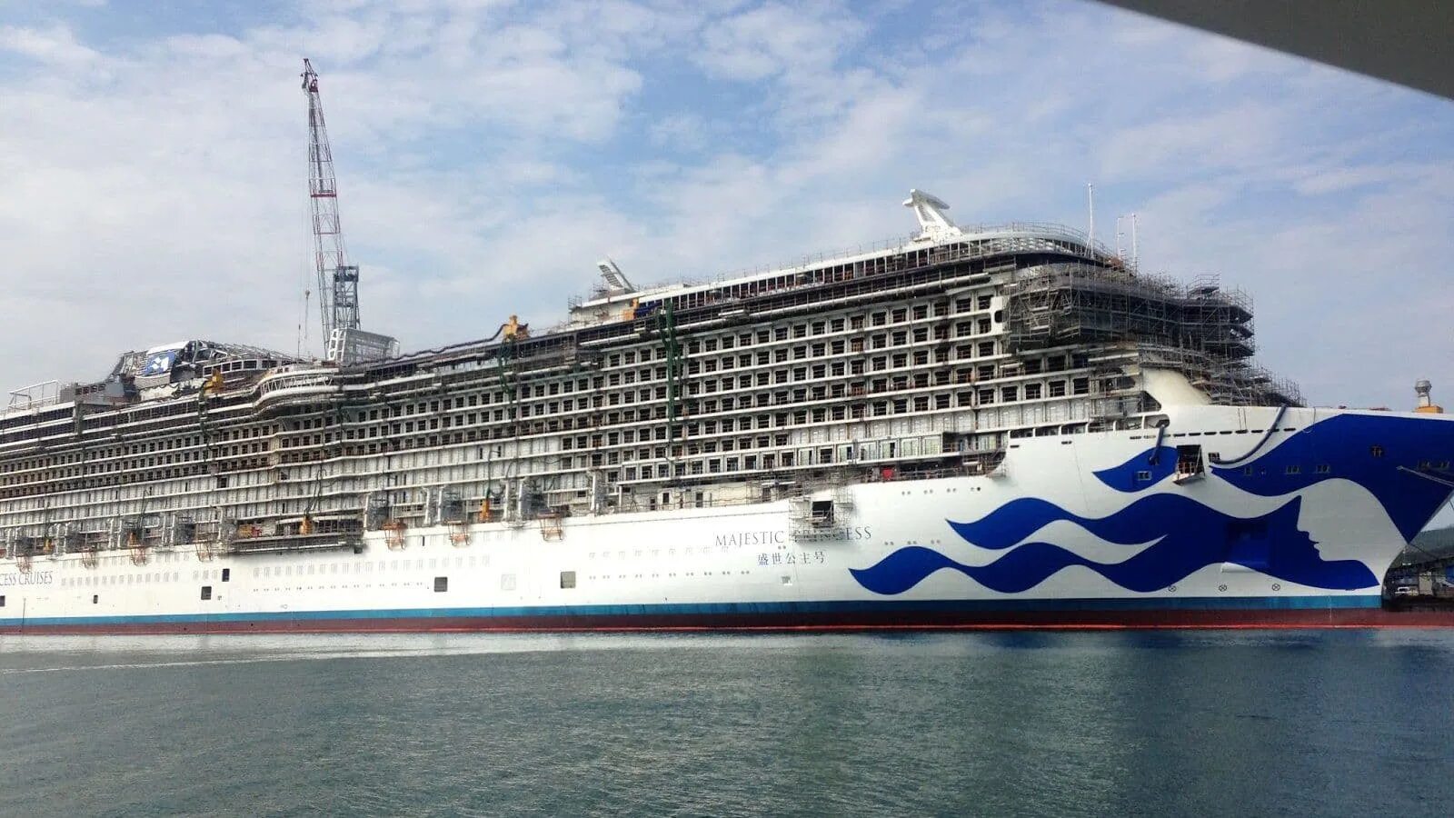 Majestic princess. Маджестик лайнер. Маджестик лайнер крушение. Majestic princess фото. Majestic princess.