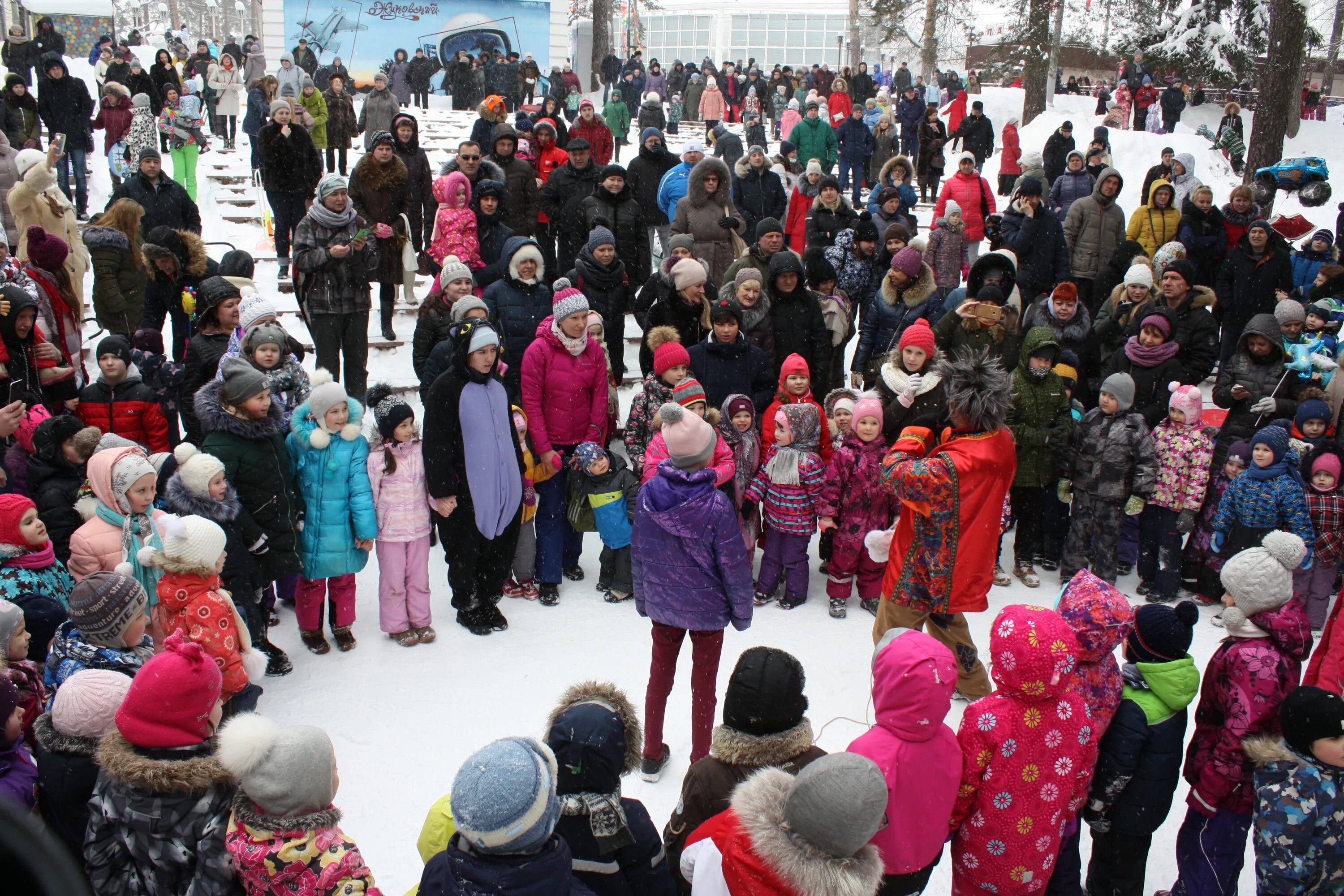 Масленица в жуковском 2024. Проводы зимы. Масленица в жуковском 2024. Масленица в павловске. Масленица белгород 2022.