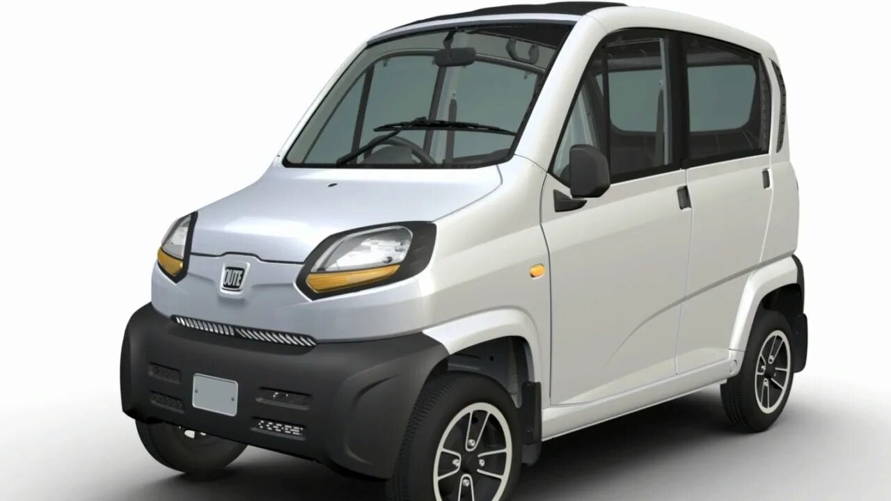 Куплю самый дешевый автомобиль. Bajaj re60. Bajaj Qute re60. Bajaj r 60. Bajaj auto автомобиль.