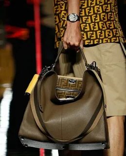 Сумка fendi peekaboo