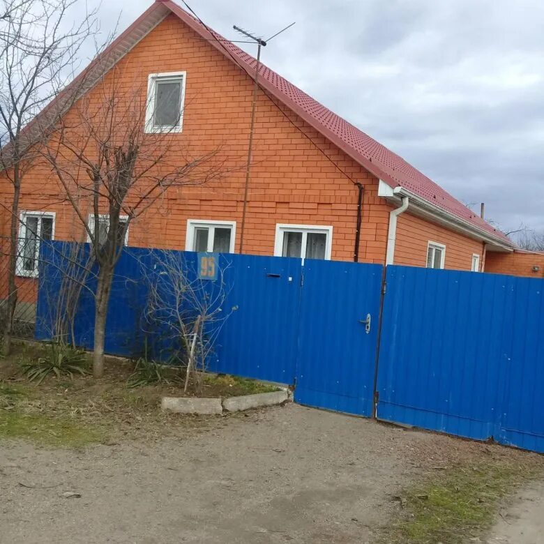 Лабинский район станица владимирская старые здания. Дом в лабинском районе. Станица каладжинская лабинский район. Станица владимирская магнил. Дом в лабинске с последующим выкупом.