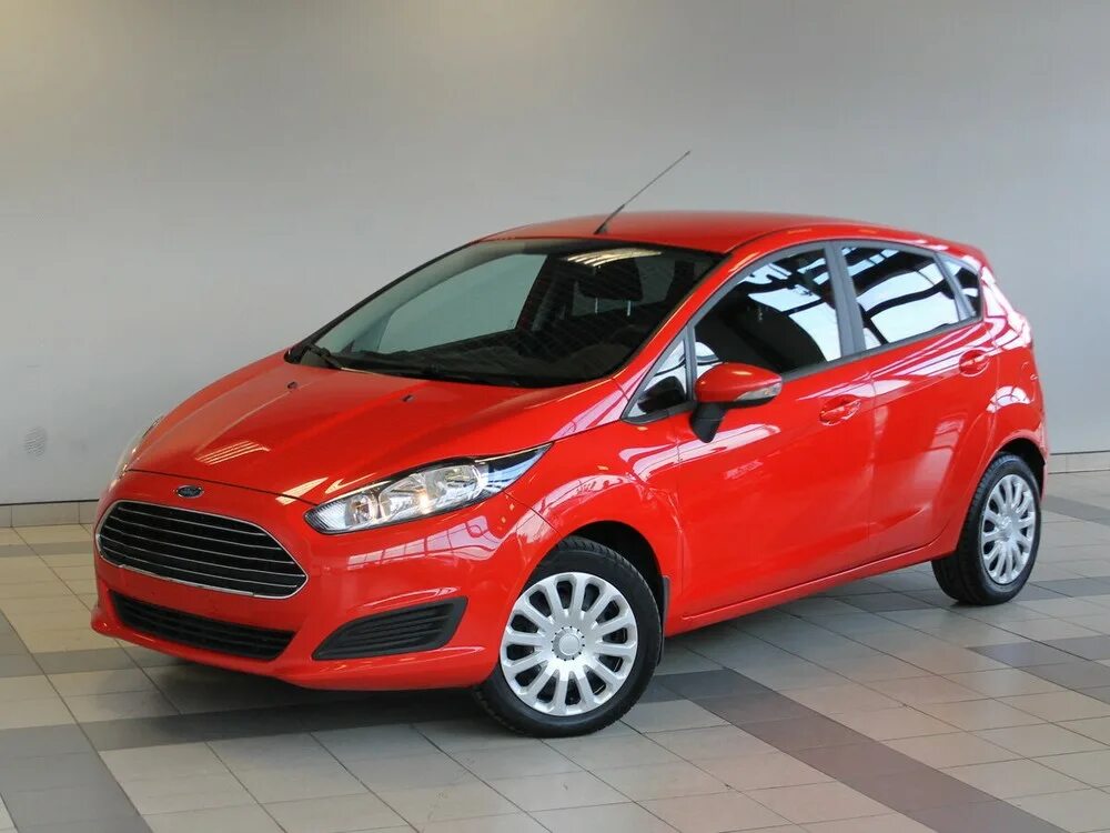 Недорогие хэтчбеки. Форд Фиеста 6. Ford Fiesta mk6. Ford Fiesta mk6 2016. Форд Фиеста 6 поколения.