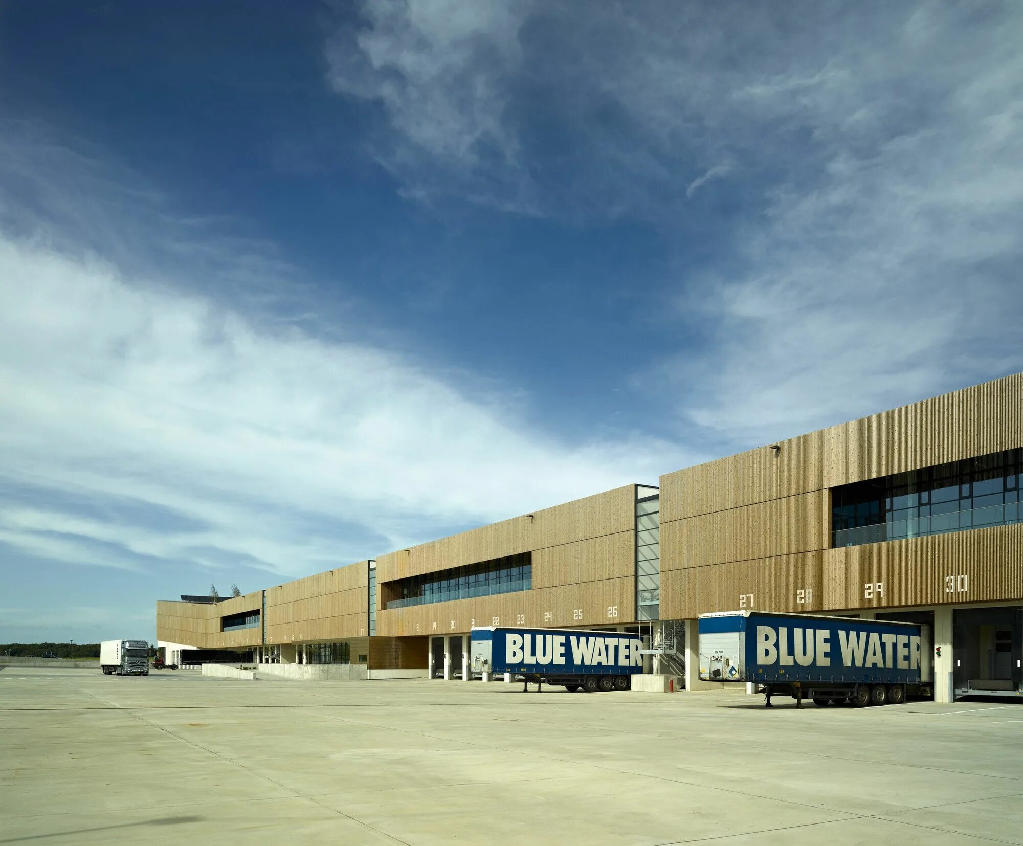 Logistic center