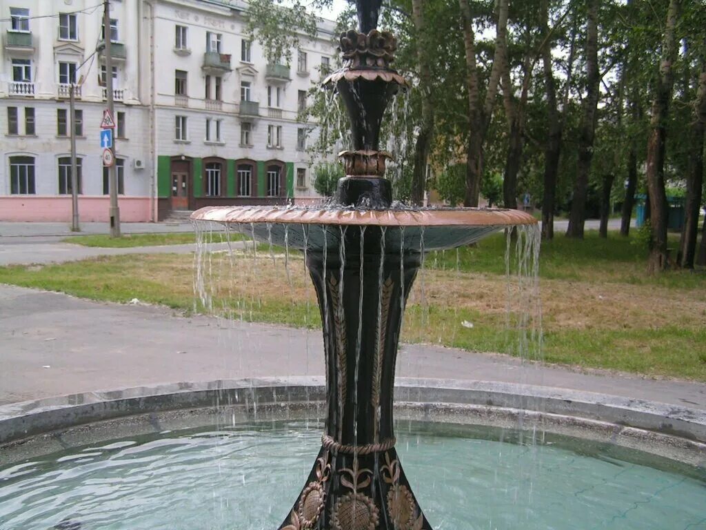 Фонтаны школа