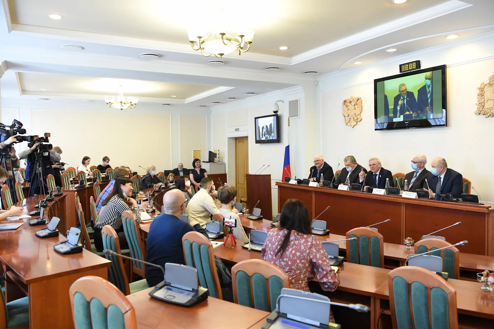 Депутаты законодательного собрания нижегородской. Люлин Законодательное собрание Нижегородской области. Заседание Законодательного собрания Нижегородской области. Нижний Новгород Зак собрание. Депутаты Заксобрания Нижний Новгород.