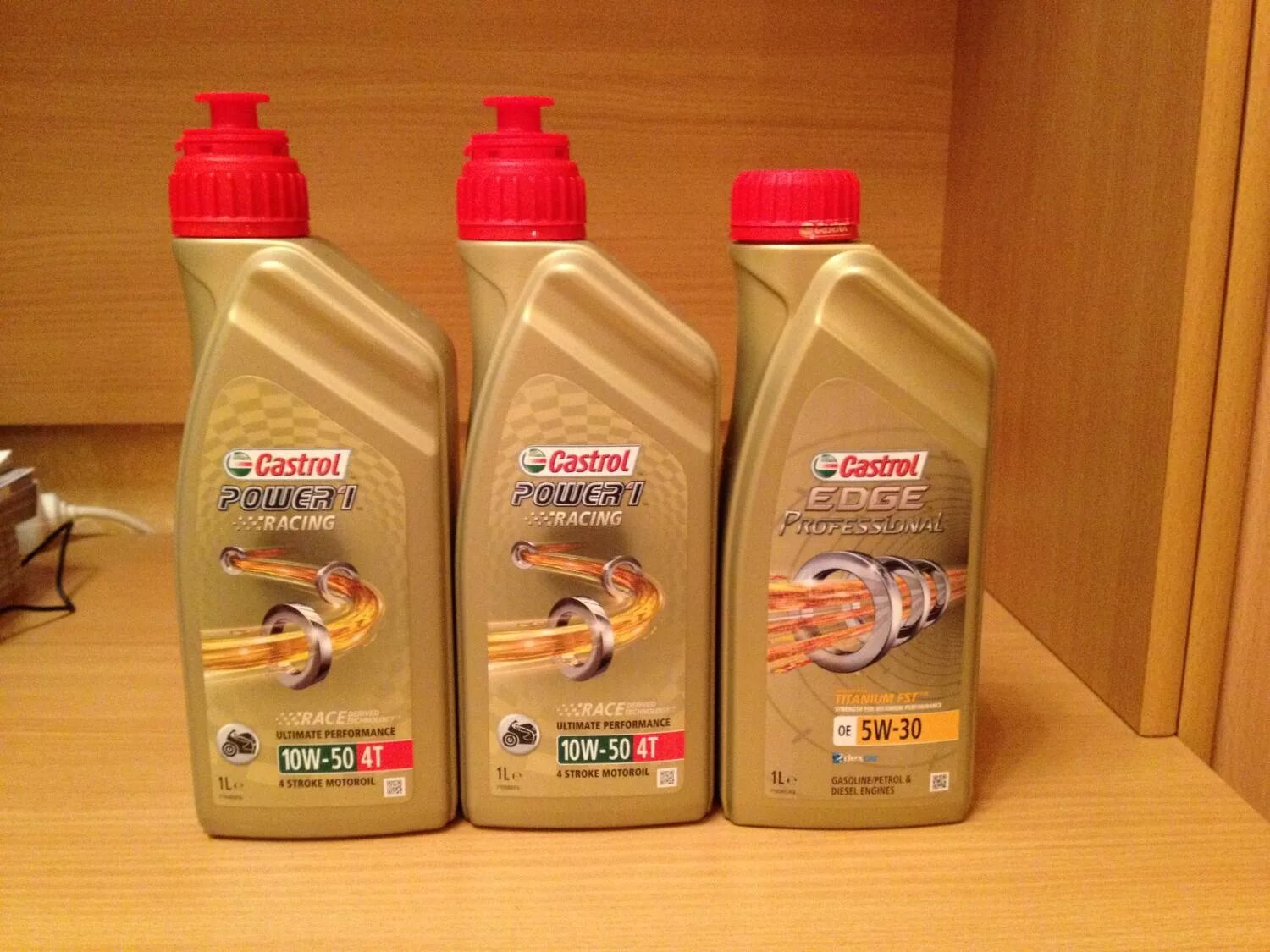 Трансмиссионное масло Castrol 10w-30. Castrol Power 1 4t 10w-40.