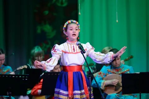 Песню во поле орешина