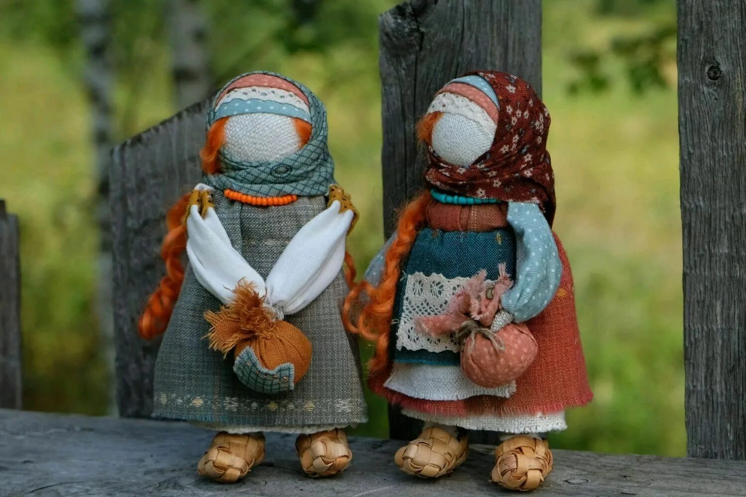 Кукла подорожница мастер класс. Народная кукла подорожница. Славянская кукла подорожница. Народная тряпичная кукла подорожница. Тряпичная кукла подорожница.