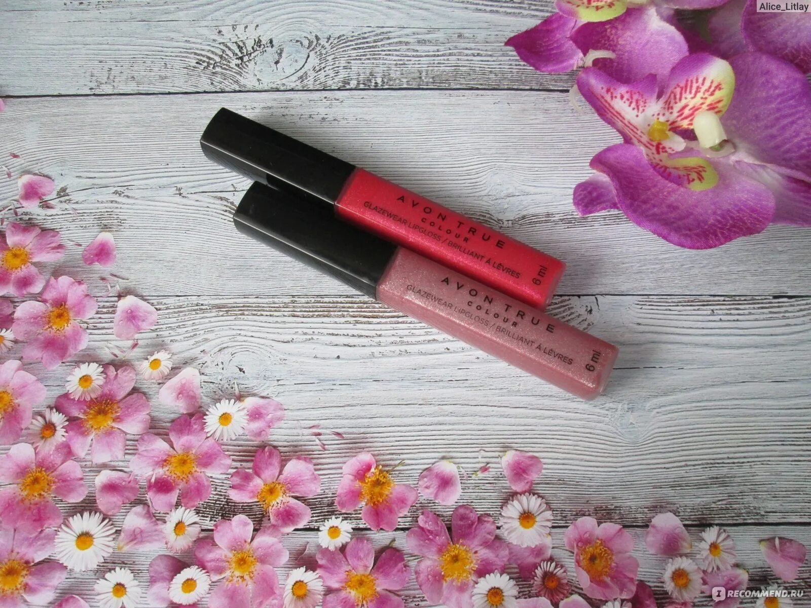 Блеск для губ эйвон. Ультрасияющий блеск для губ эйвон. Avon true Colour блеск для губ. Avon true Colour ультрасияющий блеск для губ. Блеск для губ от Avon true.