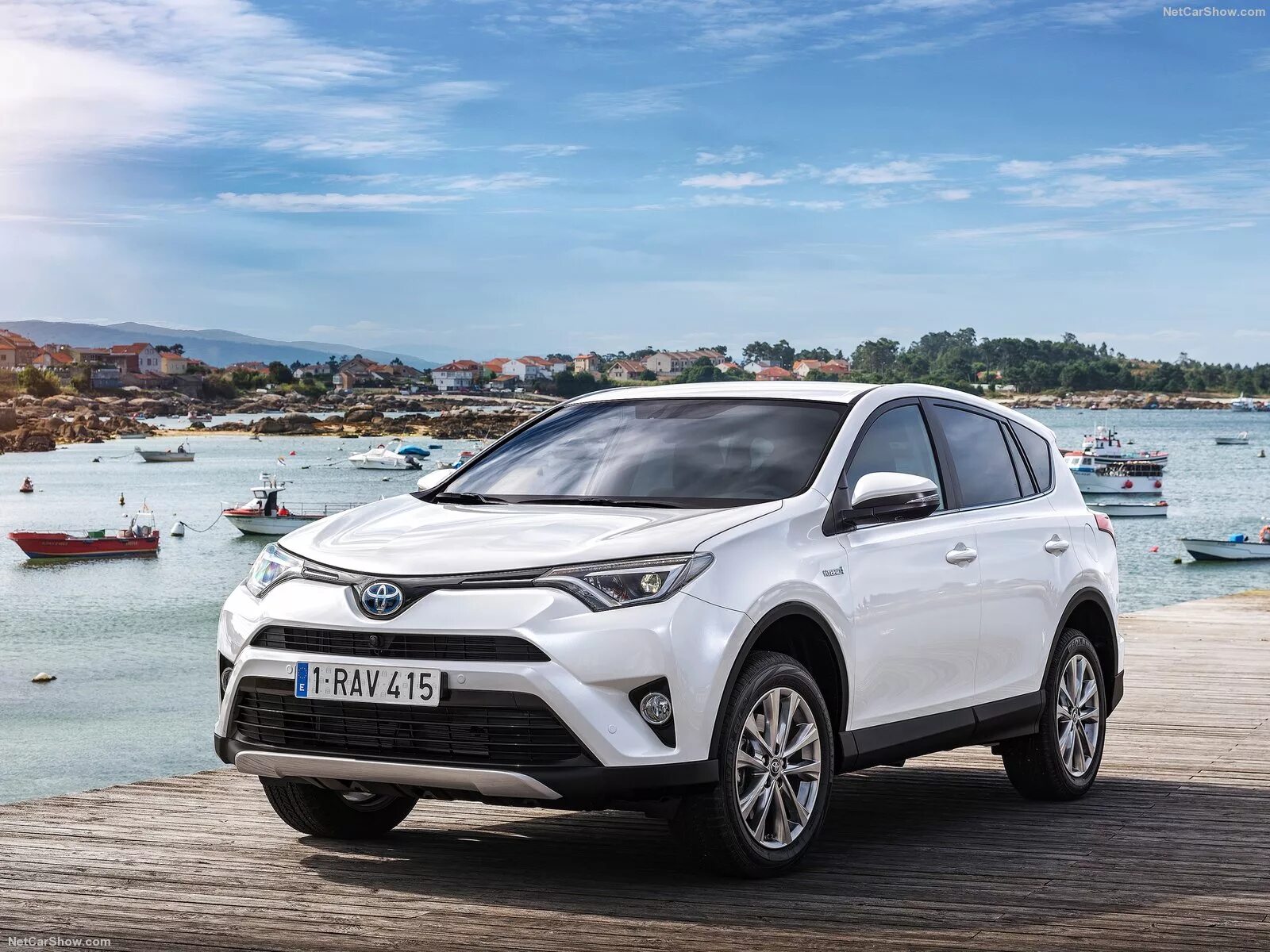 Toyota rav4 2016. Тойота рав 4 2016. Тойота рав 4 2017. Тайгьа рав4.