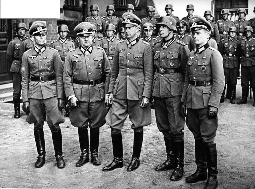 Сер сс. Вермахт Ваффен СС 1942. Генерал Дитрих фон Хольтиц. Немецкий офицер второй мировой СС. Солдаты и офицеры вермахта.