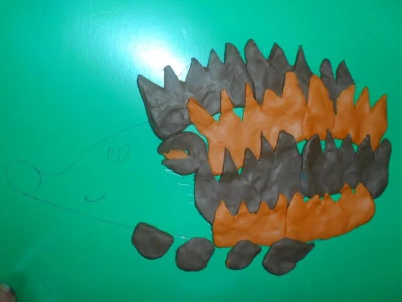 Ежик пластилином на бумаге. Технология 2 класс ежик. Ёжик из бумаги объемный. Поделки из бумаги для детей. Подставка ежик 2 класс технология презентация.