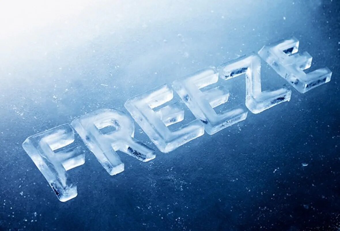 Freeze script. Ice надпись. надпись на льду. проект заморожен. фото freeze.