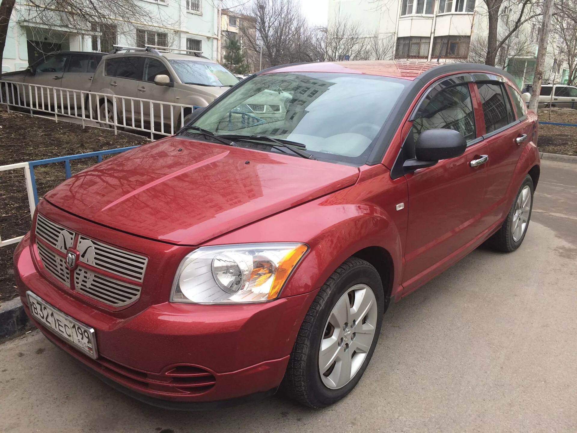 Dodge caliber 2.0. Додж Калибер 2. Dodge Caliber 2.0 на 98. Додж Калибр 2008 года отзывы. Додж Калибр 2008 фото.