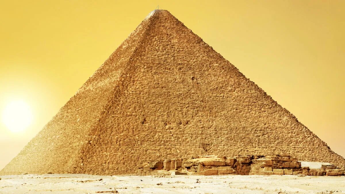 Тру пирамида. Пирамида Хеопса древний Египет. Пирамида Хуфу Египет. Пирамида Хеопса (Хуфу). 1 Чудо света пирамида Хеопса.