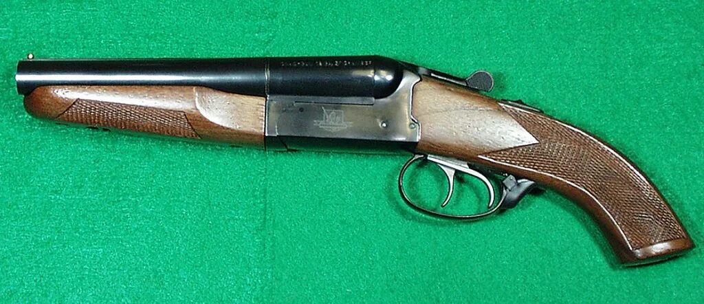 Виды обрезов. Обрез дробовика sawed off. Калибр обрез хауда. Трехствольный шотган triple barrel shotgun. Тонированный обрез книги.