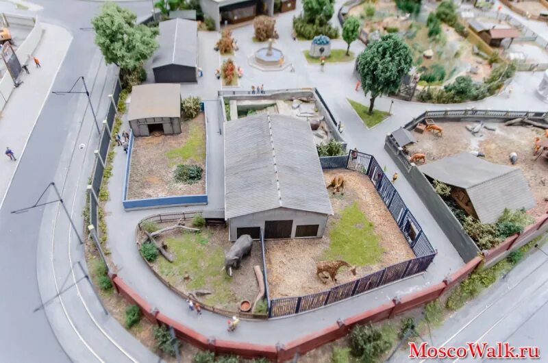 Вднх миниатюра москвы павильон. Долматовский монастырь. Завидово государева дорога. Царь макет как добраться. Faller 1.