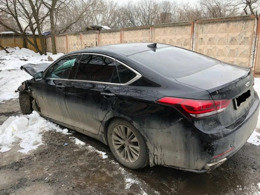 Генезис номер телефона. Genesis 4wd. Битый Хундай Дженезис. Hyundai Genesis 3.0l g6dg GDI 2014-2017 снятие стартера. Генезис задняя часть.