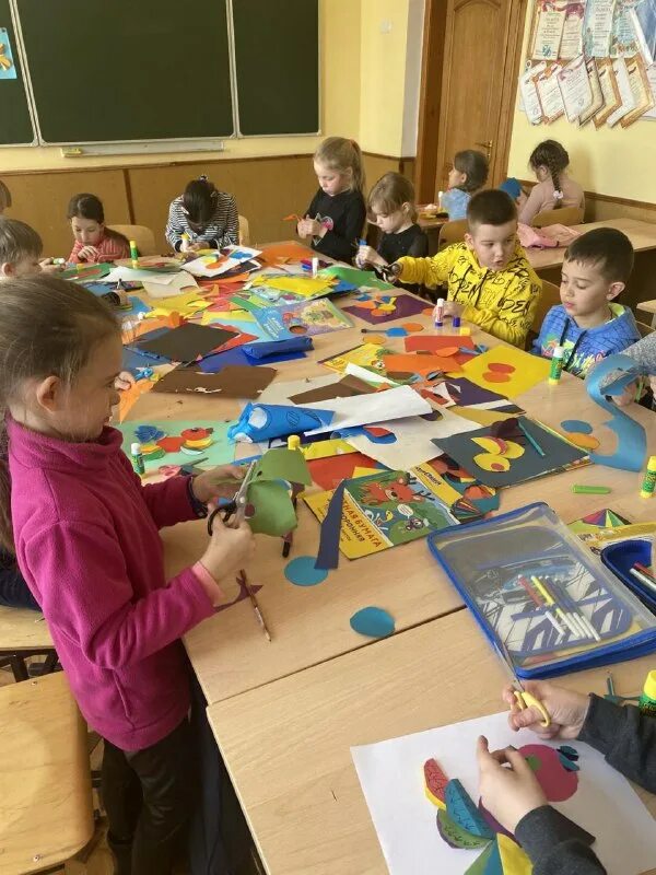 кружки детского творчества фото. 13 школа дополнительное образование. моя родина творческая мастерская. гбоу сош 13. рисуем в начальной школе.