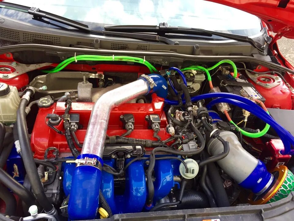 2004 Mazda 3s Hatchback 2.3L 4-cylinder Engine Picture / Pic / Image